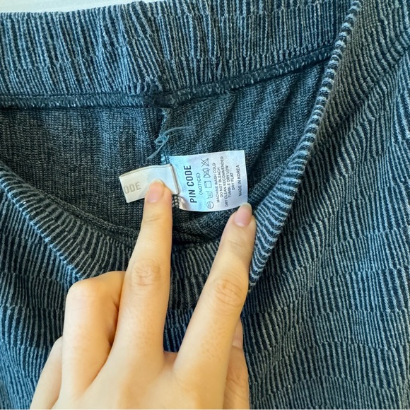 Extra Long Rib Knit Pants - Picture 7 of 7